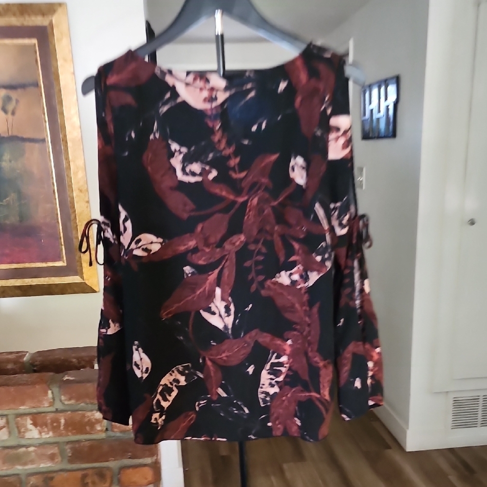 Wilfred by Aritzia Dark Floral Long Sleeve Blouse Romantic Boho Chic Size S - Picture 4 of 9